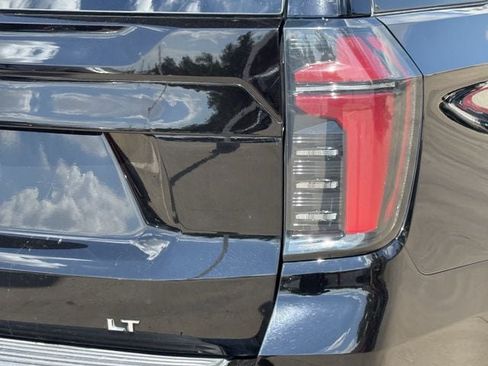 Used 2025 Chevrolet Tahoe LT AWD/4WD image 6