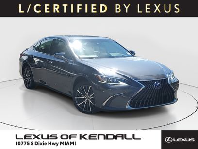 Certified 2022 Lexus ES 300h w/ Premium Package