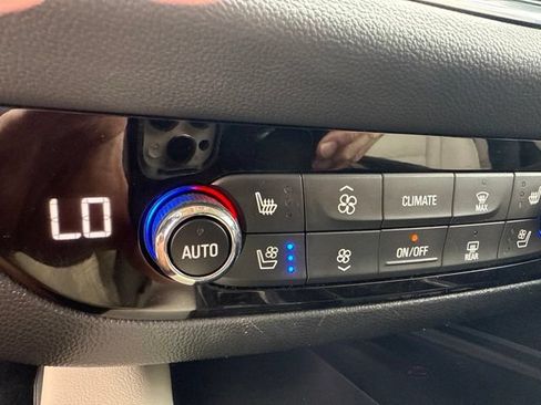 Used 2024 Buick Enclave Premium FWD image 15