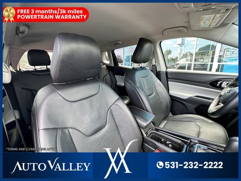 Used 2022 Jeep Compass Limited image 23