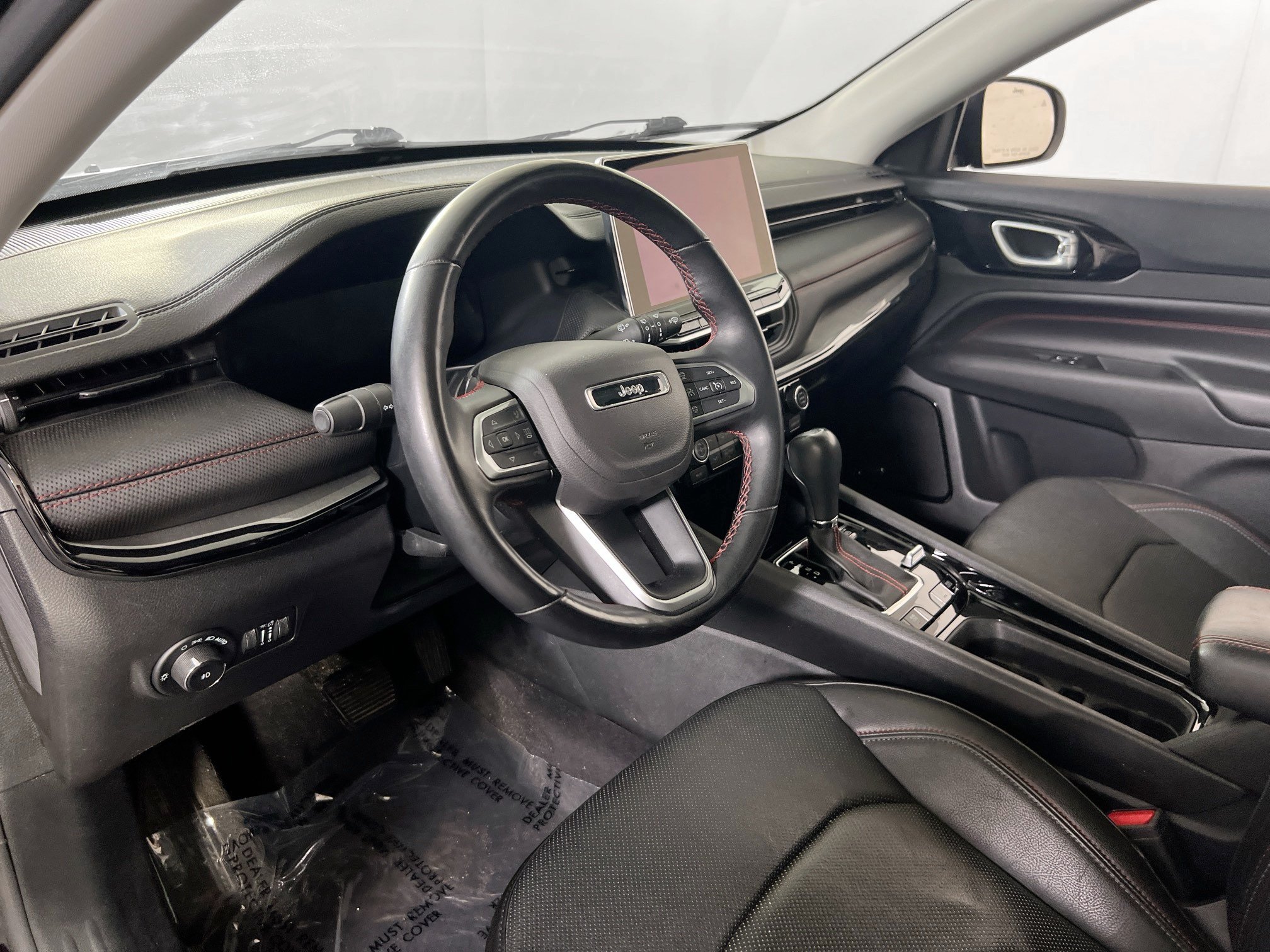 Used 2022 Jeep Compass Trailhawk w/ Trailhawk Elite Group AWD/4WD image 9