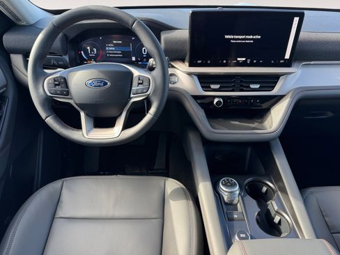 New 2026 Ford Explorer Active w/ Active Comfort Package image 12