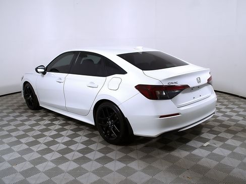 Used 2025 Honda Civic Sport image 9