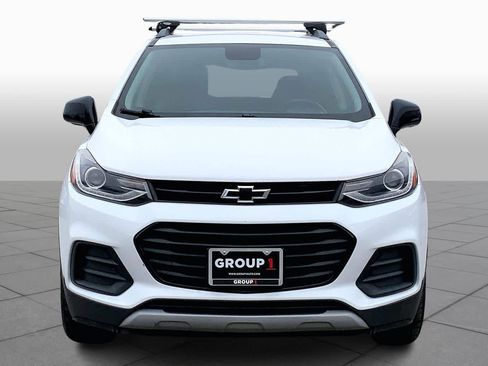 Used 2020 Chevrolet Trax LT w/ Redline Edition image 3