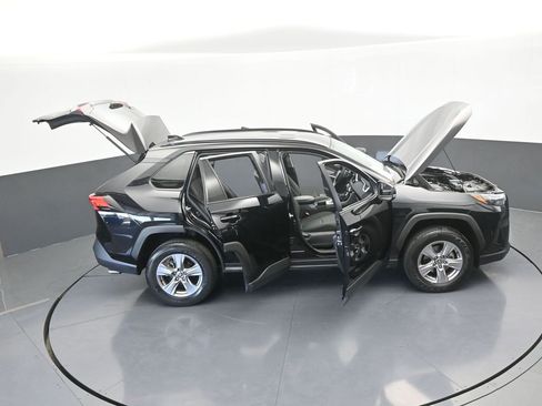 Used 2024 Toyota RAV4 XLE image 71