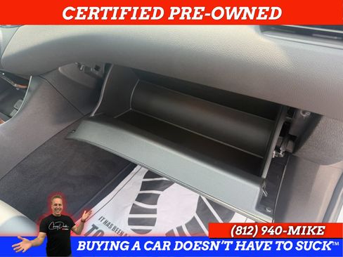 Used 2014 Chevrolet Impala LT w/ Convenience Package FWD image 38