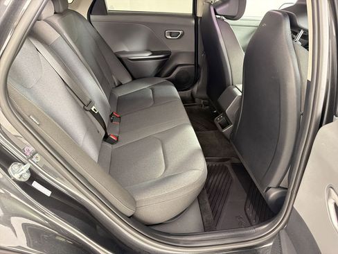 Used 2025 Kia K4 FWD image 28