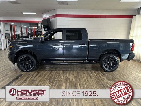 New 2026 RAM 2500 Laramie AWD/4WD image 2