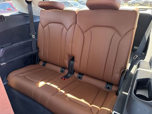 Used 2017 Audi Q7 3.0T Prestige image 23