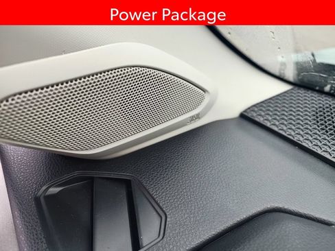 Used 2022 Toyota Tundra Limited w/ TRD Off-Road Package AWD/4WD image 10