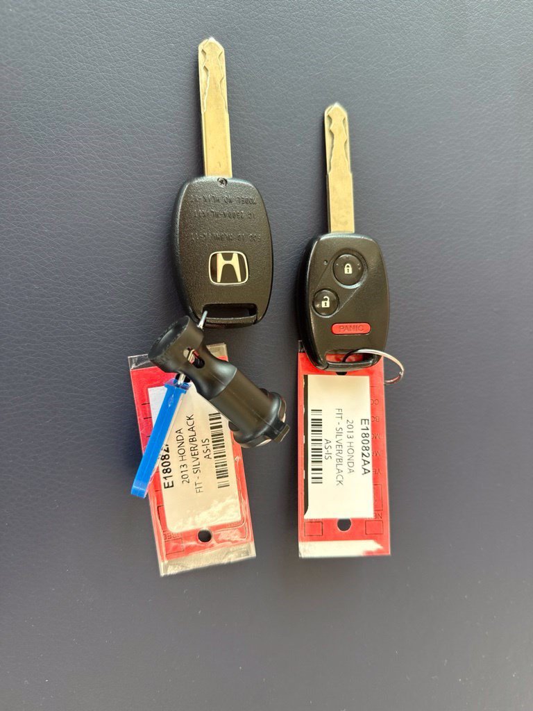 Used 2013 Honda Fit image 4