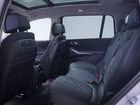 Certified 2024 BMW X7 xDrive40i w/ Parking Assistance Package image 9