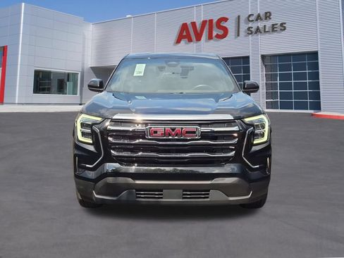 Used 2025 GMC Terrain Elevation AWD/4WD image 2