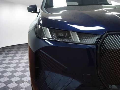 New 2026 BMW iX xDrive60 image 10