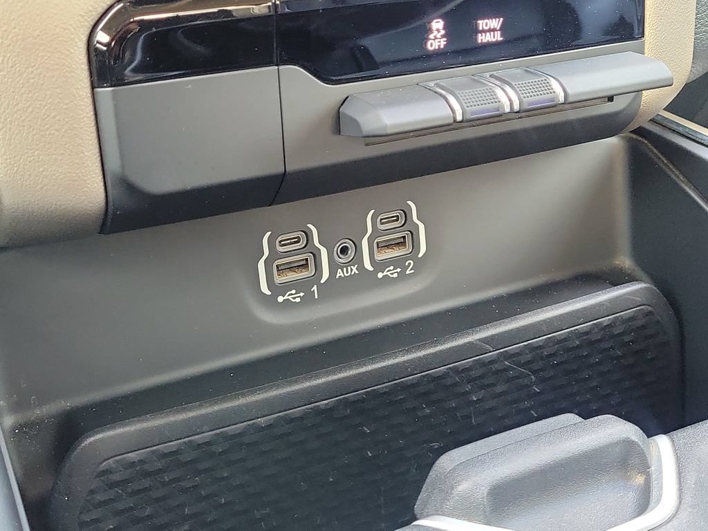 Used 2020 RAM 1500 Laramie AWD/4WD image 21
