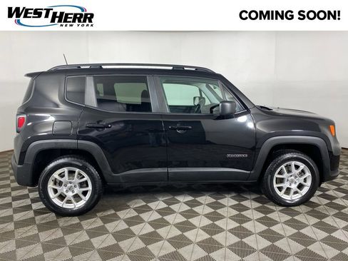 Used 2022 Jeep Renegade Latitude w/ Convenience Group AWD/4WD image 22