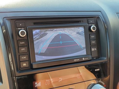 Used 2015 Toyota Sequoia Platinum image 23