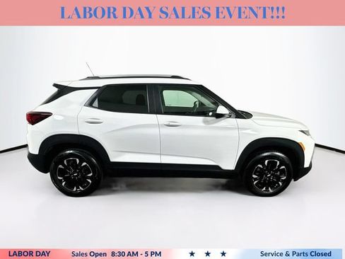 Used 2023 Chevrolet TrailBlazer LT w/ Convenience Package AWD/4WD image 8