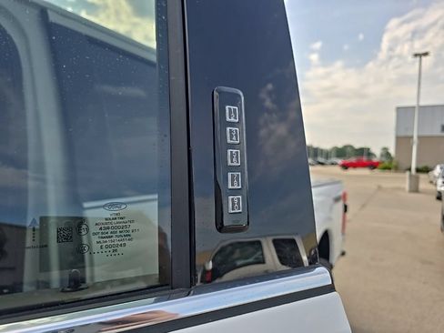 Used 2026 Ford F350 Platinum w/ Platinum Plus Package AWD/4WD image 26