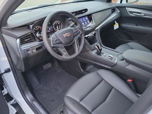 New 2026 Cadillac XT5 Luxury FWD image 30