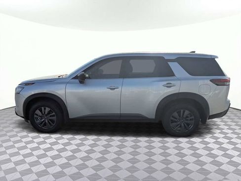 Used 2025 Nissan Pathfinder S FWD image 6