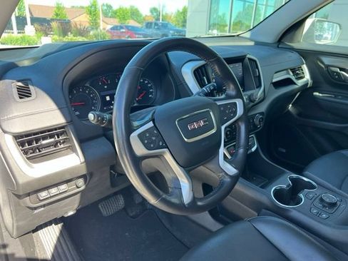 Used 2022 GMC Terrain SLT w/ Infotainment Package II AWD/4WD image 11