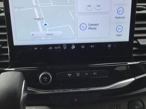 Used 2024 Ford Transit 350 XLT image 13