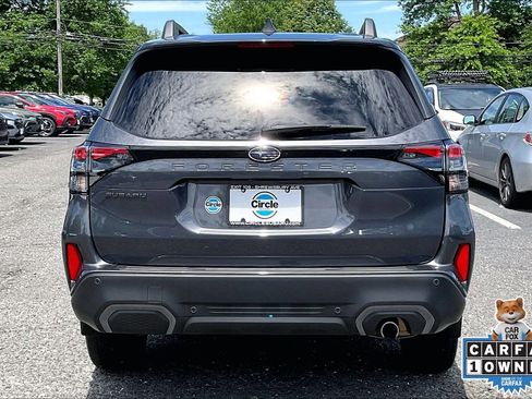 Certified 2025 Subaru Forester Limited AWD/4WD image 4