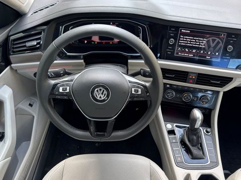 Used 2020 Volkswagen Jetta SEL Premium FWD image 14