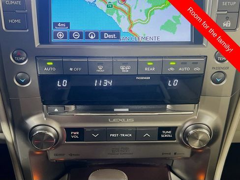 Used 2017 Lexus GX 460 Luxury w/ Preferred Accessory Package AWD/4WD image 16