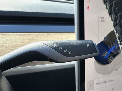 Used 2023 Tesla Model 3 Standard Range RWD image 30