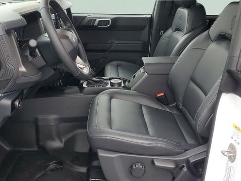 New 2025 Ford Bronco Big Bend w/ Black Diamond Package AWD/4WD image 14