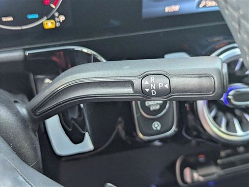 Certified 2025 Mercedes-Benz GLA 250 image 12