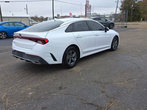 Used 2021 Kia K5 LX image 3