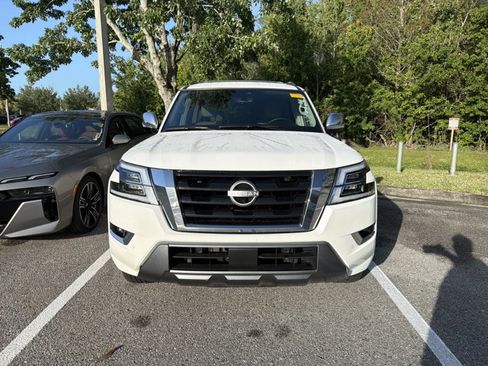 Used 2024 Nissan Armada Platinum w/ Captain's Chairs Package image 2
