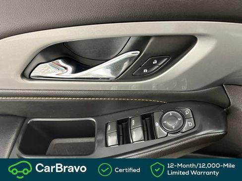 Used 2021 Chevrolet Traverse LT AWD/4WD image 24