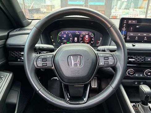 Used 2023 Honda Accord Sport image 14