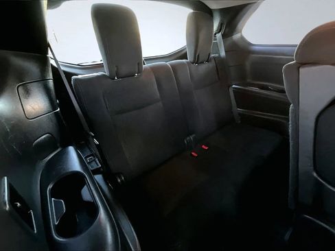 Used 2015 Nissan Pathfinder SV w/ Cargo Package image 23