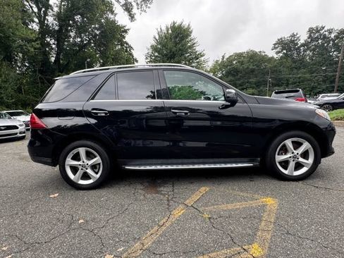 Used 2019 Mercedes-Benz GLE 400 4MATIC w/ Premium 2 Package image 7