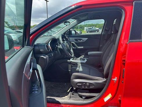 New 2025 Chevrolet Blazer LT w/ Midnight/Sport Edition image 15