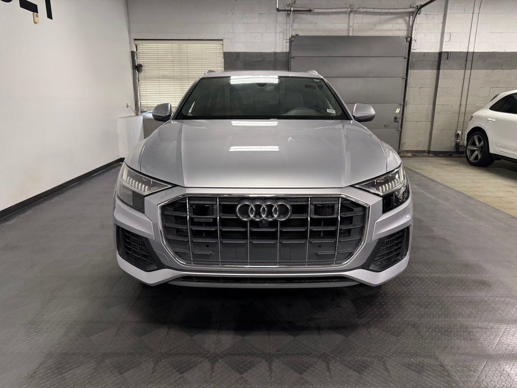 Used 2021 Audi Q8 Premium Plus w/ Premium Plus Package AWD/4WD image 3