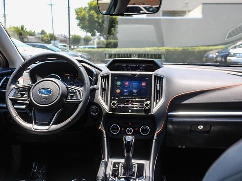 Used 2019 Subaru Crosstrek 2.0i Limited w/ Moonroof Package w/Navigation AWD/4WD image 17