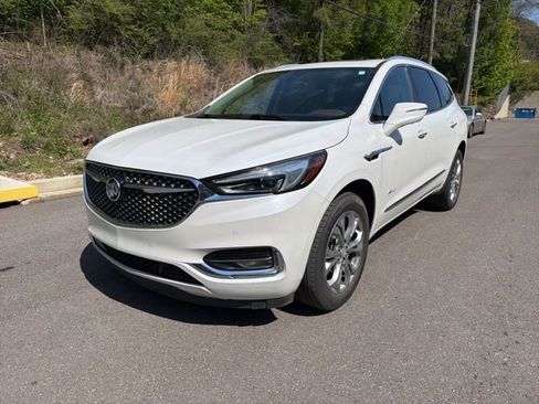 Used 2021 Buick Enclave Avenir w/ Avenir Technology Package image 3