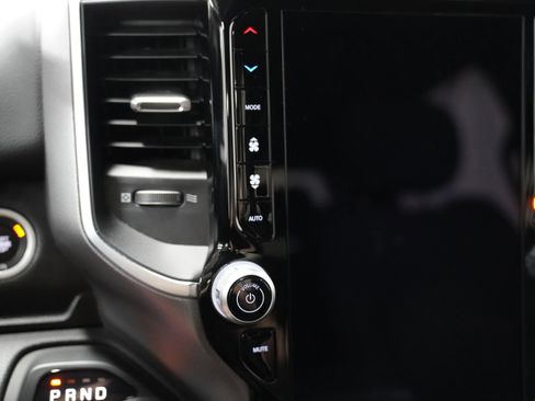 Used 2025 RAM 1500 Big Horn image 27