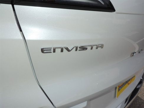 New 2026 Buick Envista Avenir image 8