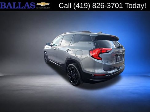 Certified 2021 GMC Terrain SLT w/ Elevation Edition AWD/4WD image 5