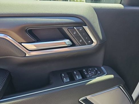 New 2026 GMC Sierra 2500 Denali w/ Denali Reserve Package AWD/4WD image 23