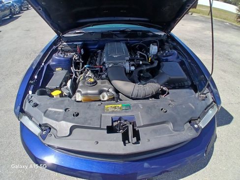 Used 2010 Ford Mustang GT RWD image 19