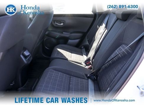 Used 2023 Honda HR-V LX image 10