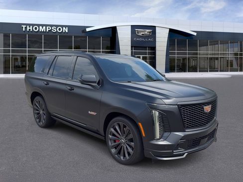 Used 2025 Cadillac Escalade V AWD/4WD image 1